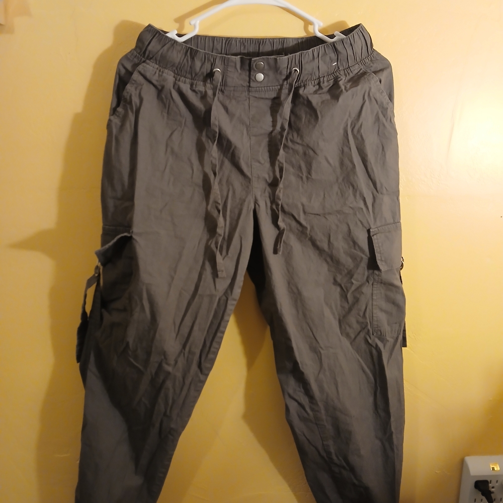 Women's Gray Cargo Joggers